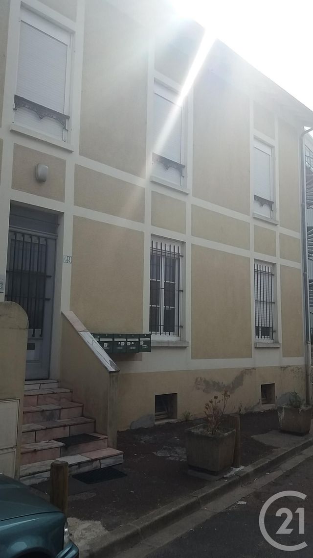 Appartement Studio à louer - 1 pièce - 20.79 m2 - CORBEIL ESSONNES - 91 - ILE-DE-FRANCE - Century 21 Lesueur Et Hörlin