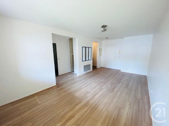 Appartement F2 à louer - 2 pièces - 42.04 m2 - CORBEIL ESSONNES - 91 - ILE-DE-FRANCE - Century 21 Lesueur Et Hörlin